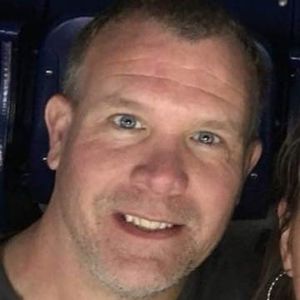 Meet your Posher, Dennis